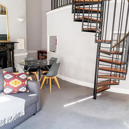 Ξενοδοχείο με διαμερίσματα Leevin