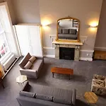Leevin Center