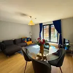 Leevin Center شقة فندقية