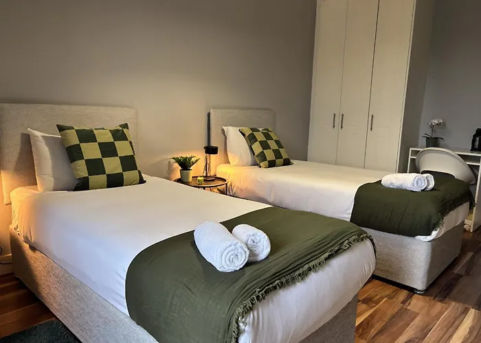 Leevin Center 3* Dublin